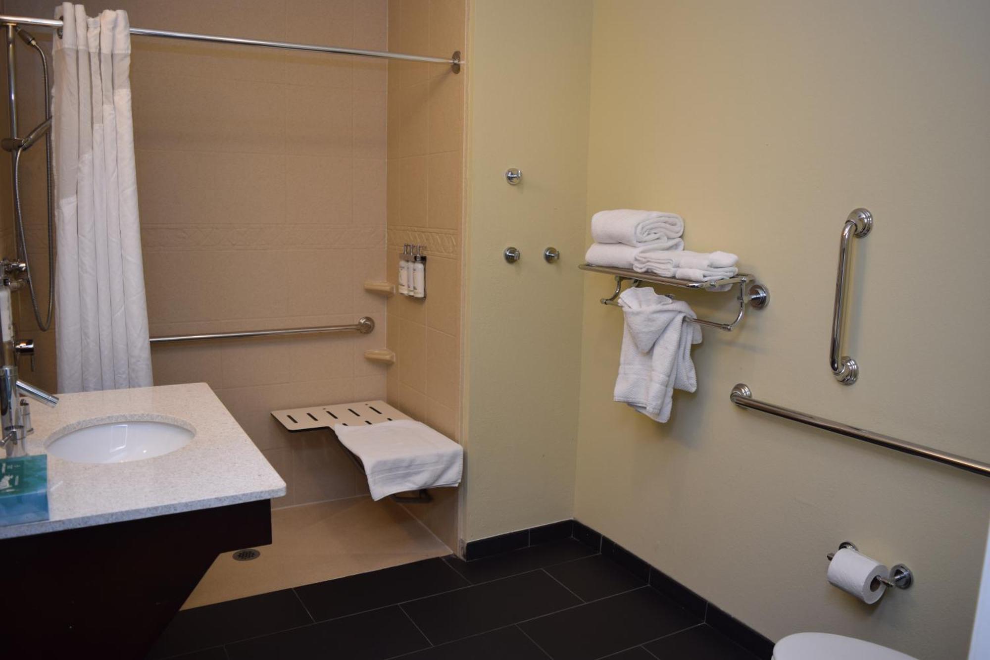 Staybridge Suites Syracuse Liverpool By Ihg מראה חיצוני תמונה